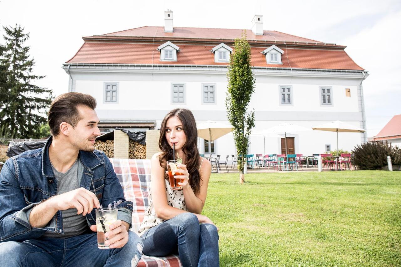 Bagolyvár Fogadó- Újfalusy Márton Vendégház Zirc Exterior foto